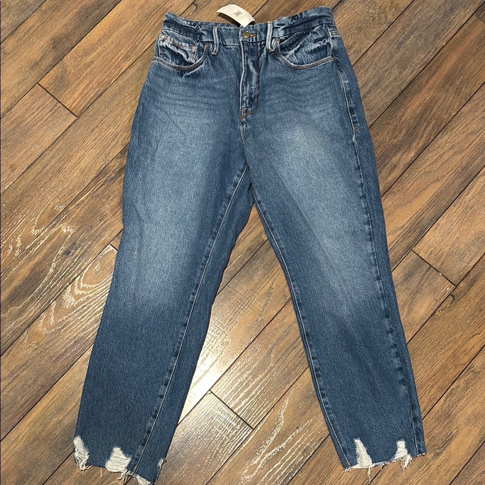Blue Cropped Jeans with Frayed Hem